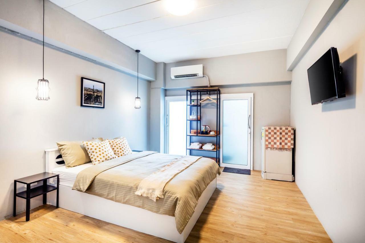 Penyos Service Apartment Бангкок Экстерьер фото