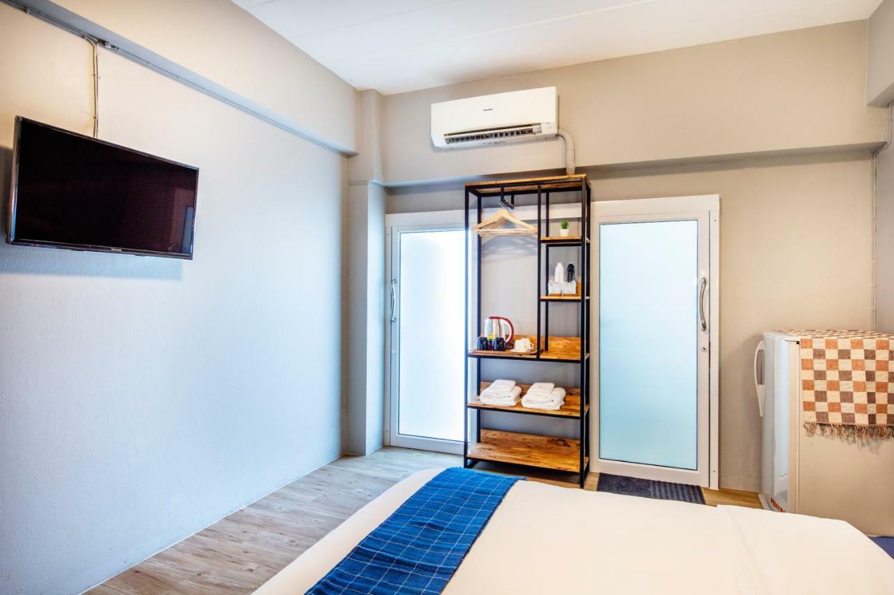 Penyos Service Apartment Бангкок Экстерьер фото